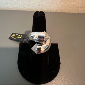 nOir Jewelry Silver Ring with Geometric Design and pave crystals